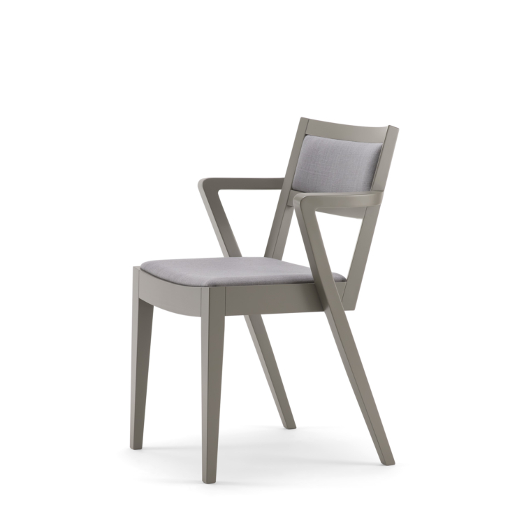 Chair with armrests Arena 00 A2