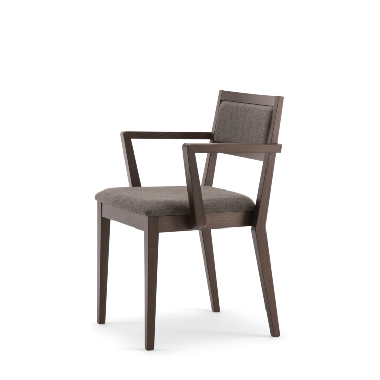 Chair with armrests Vega 01 A2